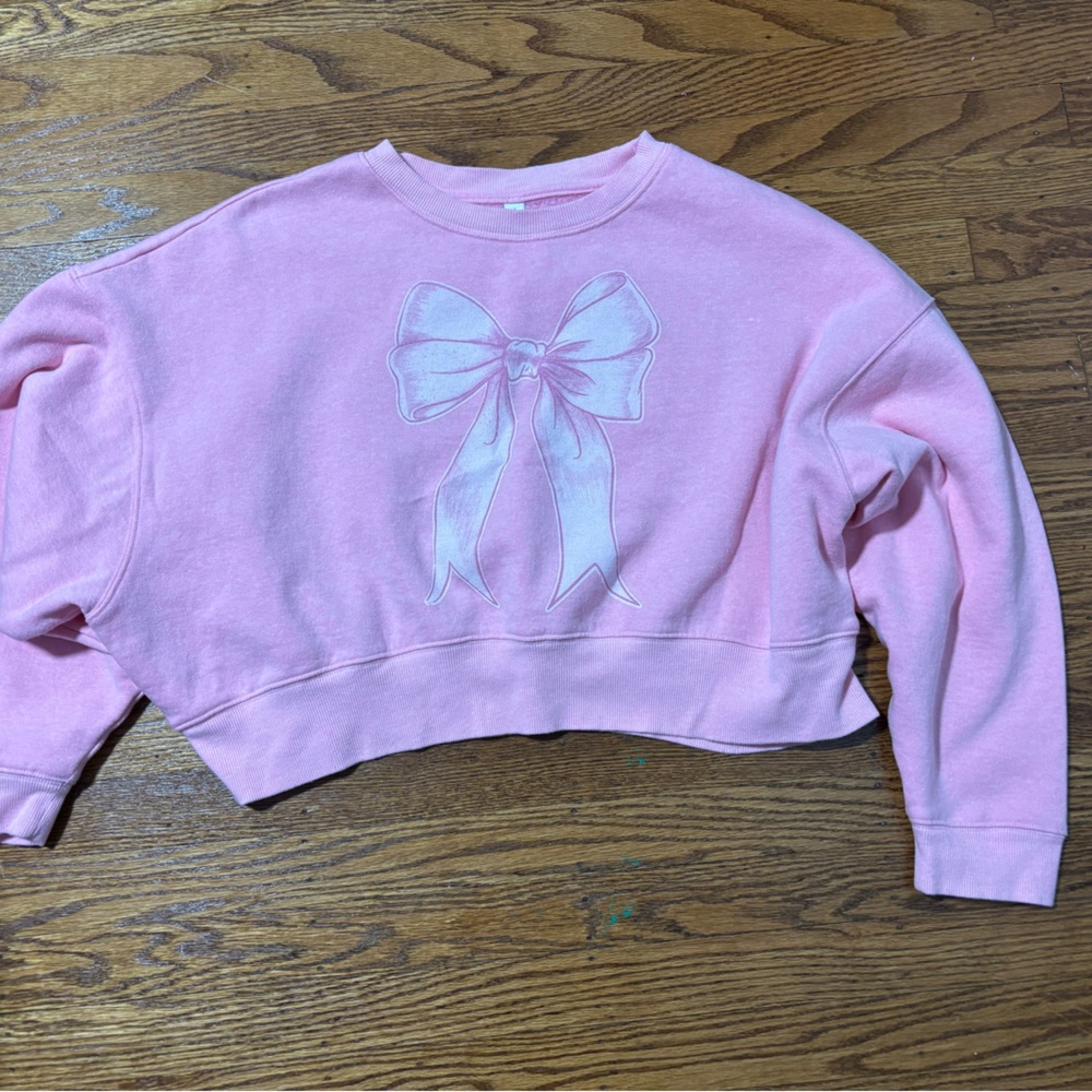 Pink Cropped Sweatshirt with Bow Design Size L
